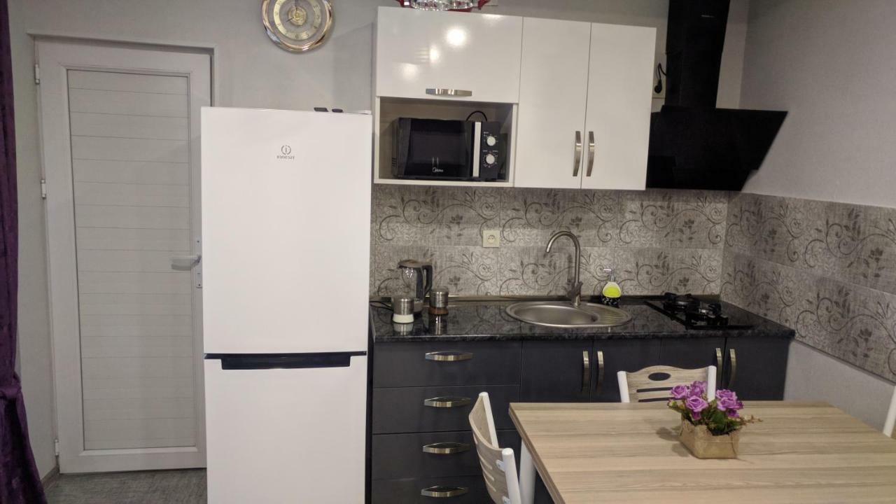 M&S Apartment At Old Tbilisi Exterior photo